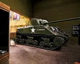 Czołg Sherman w Muzeum II Wojny Światowej w Gdańsku. Warto zobaczyć, jak wyglądał sprzęt aliantów.
