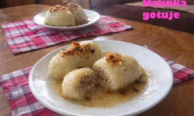Pyszne kartacze, jak u babci, z mięsnym farszem i skwarkami. Halinka gotuje!