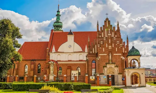 Radom: Ponad 30 kościołów! Poznaj ich historię i architekturę