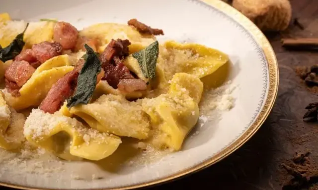 Jedzenie w Bergamo: Od Casoncelli po Aperitivo. Gdzie zjeść?