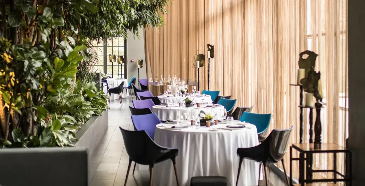 Restauracja Belvedere Łazienki Kr&oacute;lewskie wnętrze
