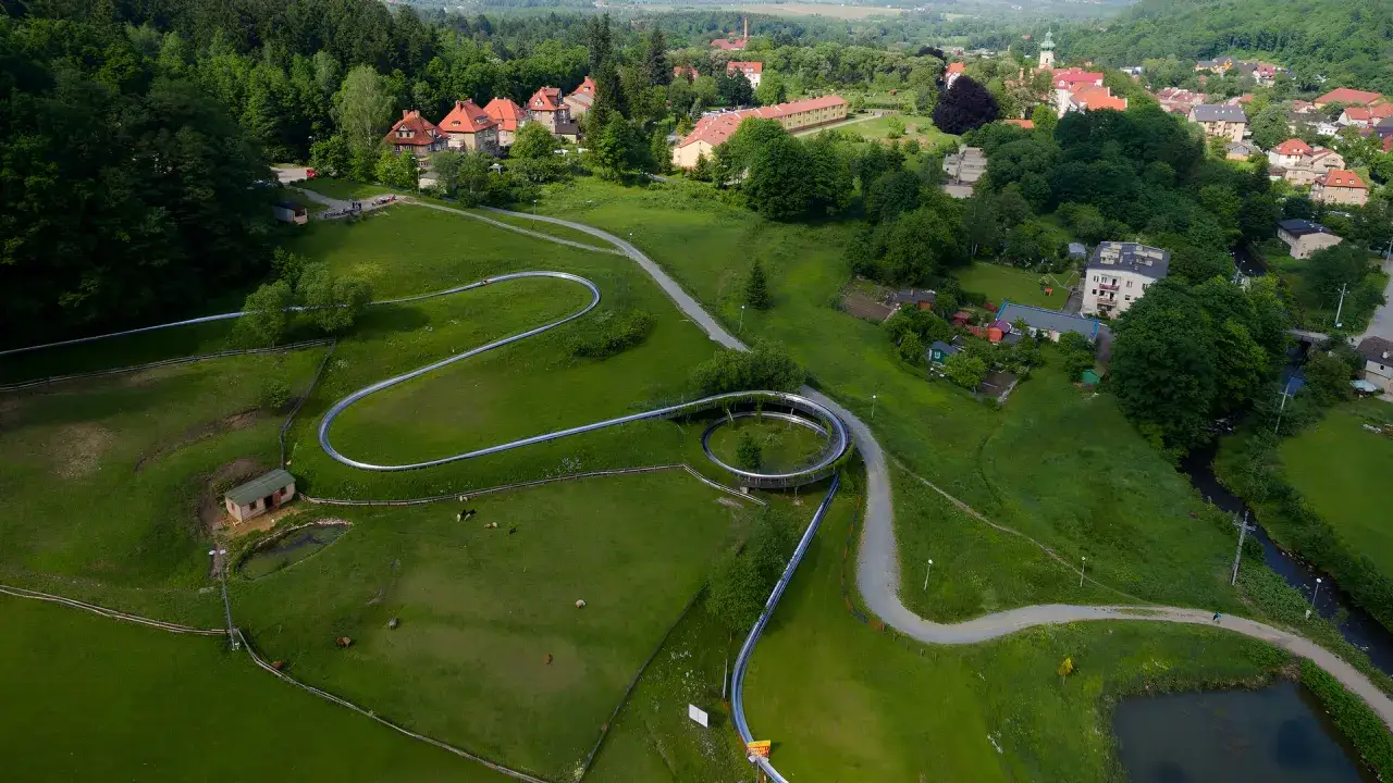 Letni Tor Saneczkowy Góralka Polanica-Zdrój dzieci