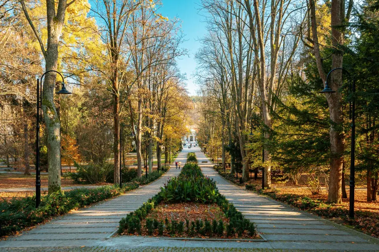 Park Zdrojowy Polanica-Zdrój jesień