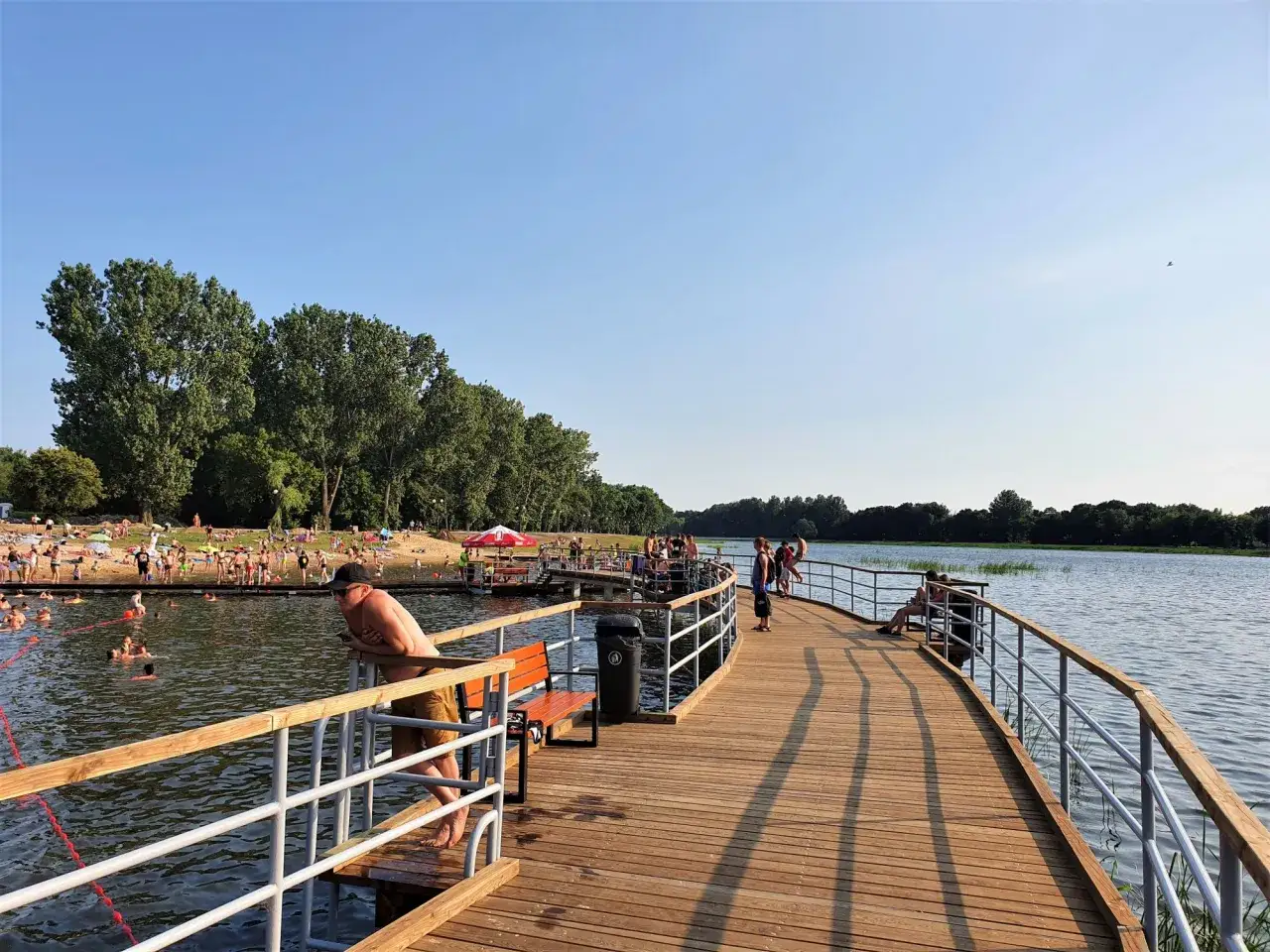 Zalew na Borkach Radom atrakcje wodne